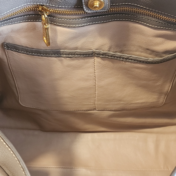 Prada Gray Leather Women's Bag - Picture 14 of 16